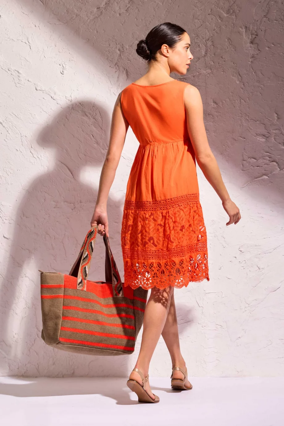 Vestido Corto Sisado Encaje Naranja - Imagen 3
