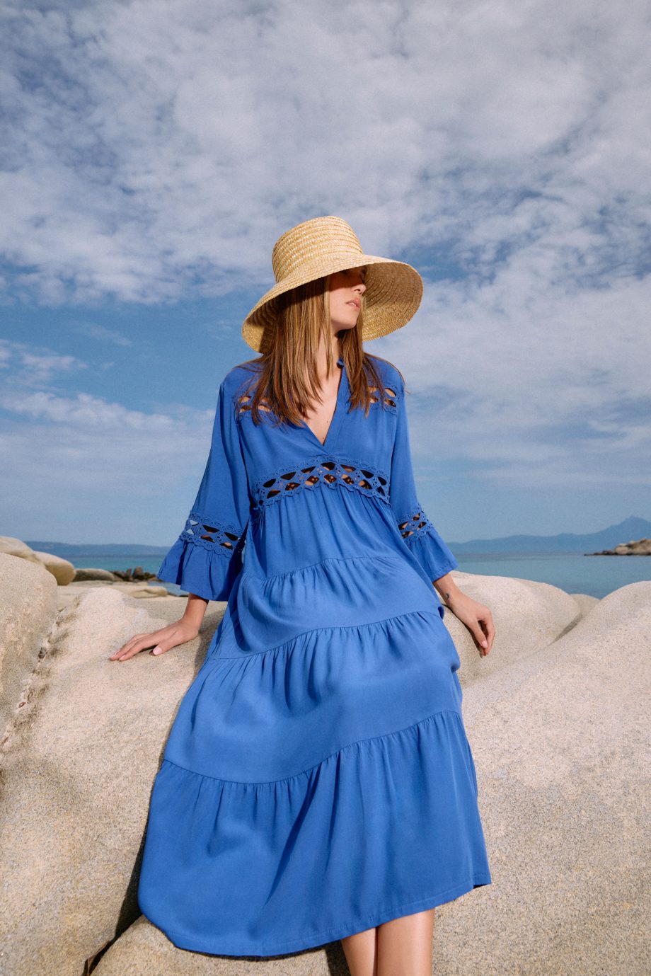 Vestido Midi Encaje Volantes Azul